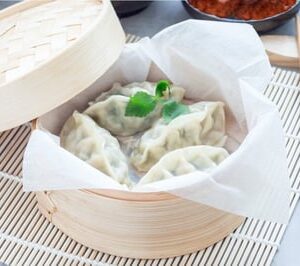 Handcrafted Chicken Dumplings / Momos - Pack of 8 (185g)